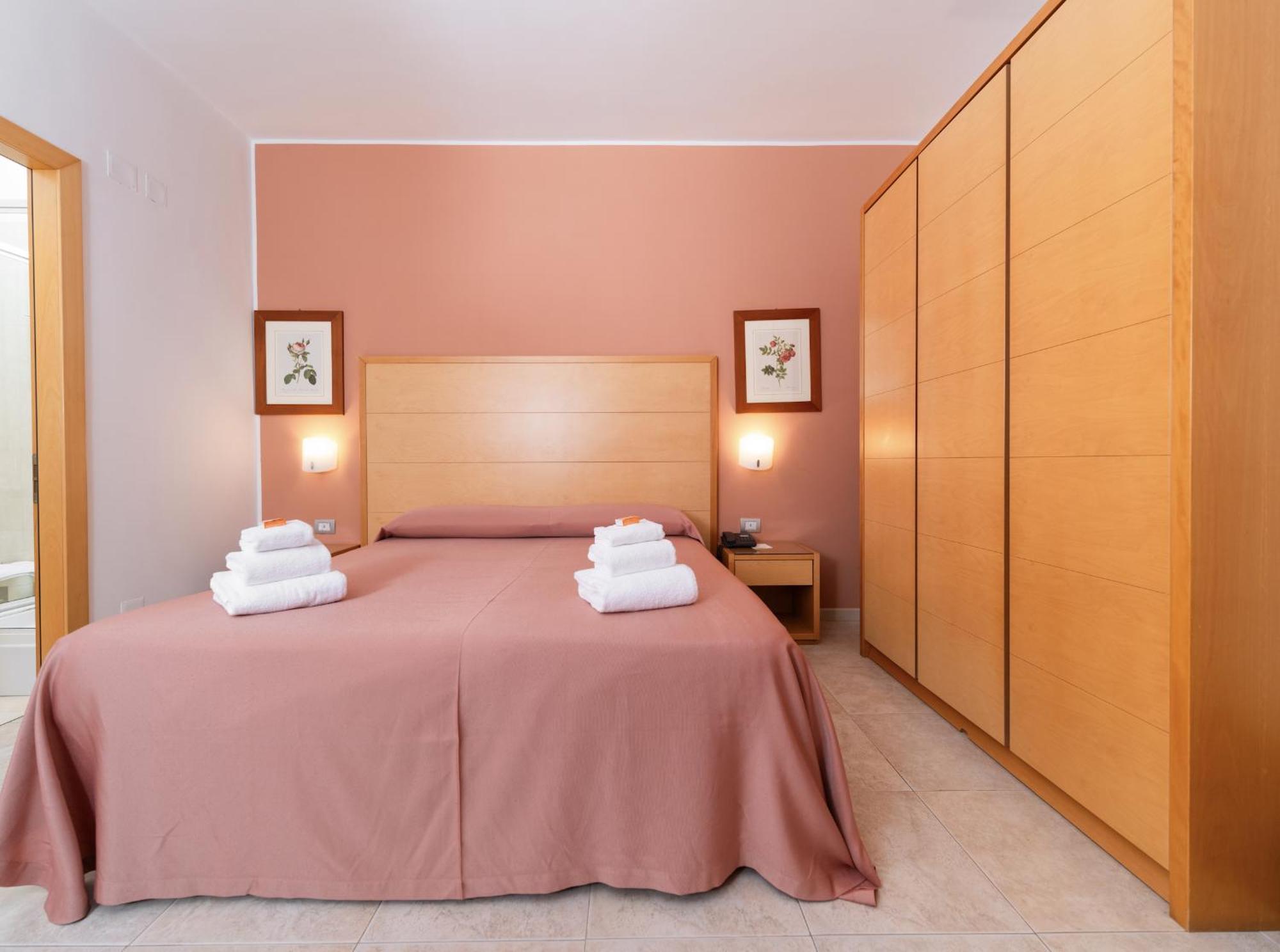 ויאסטה Hotel Degli Aranci מראה חיצוני תמונה